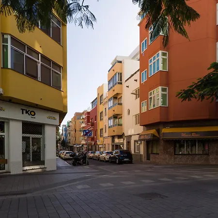 Atico Con Terraza Privada En Mesa Y Lopez Apartamento *